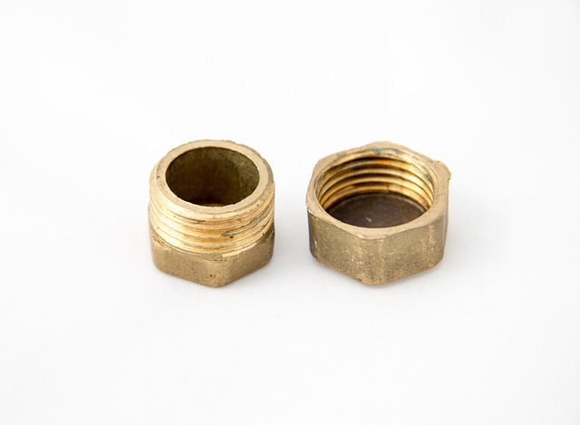 Když vám praskne vodovodní trubka ve zdi, nemusí to být horor